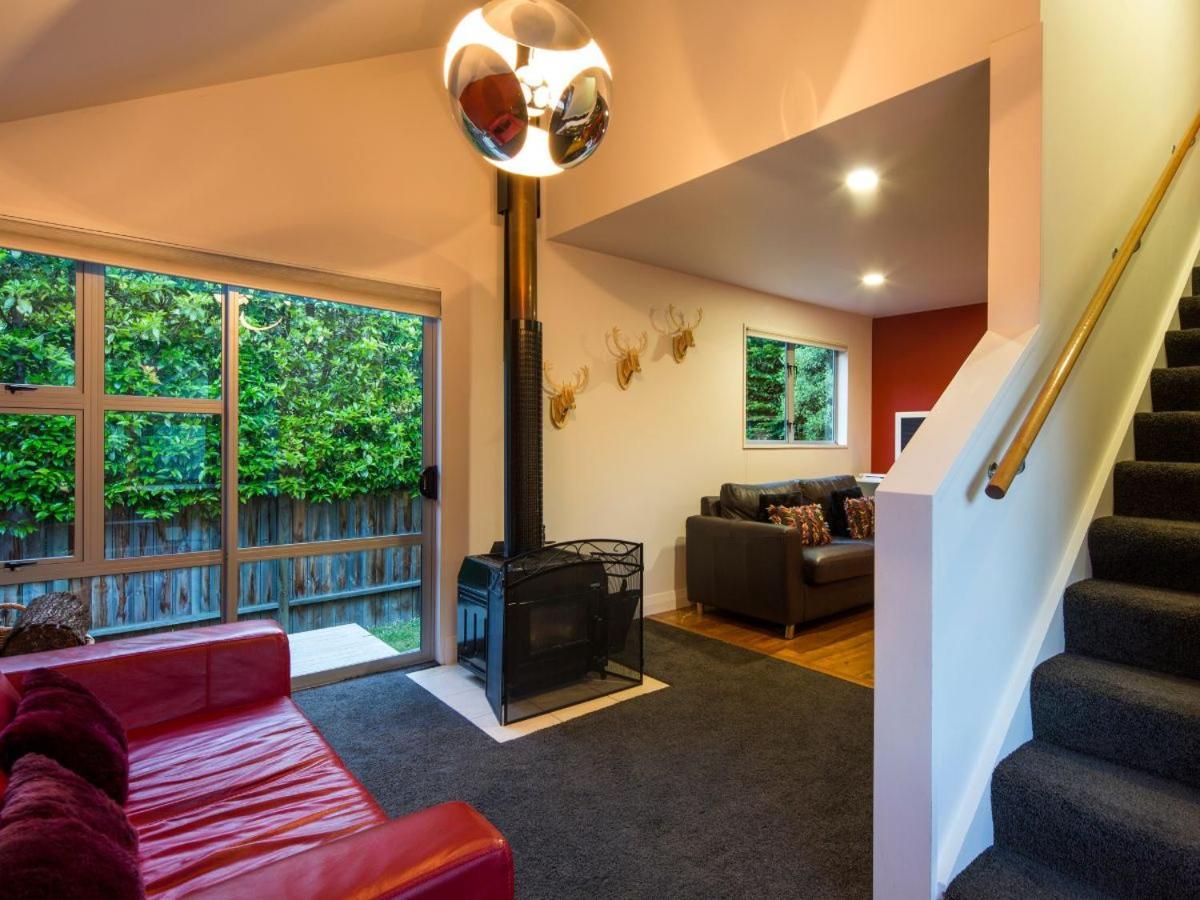 Riverview Retreat Holiday Home By Majordomo Queenstown Dış mekan fotoğraf