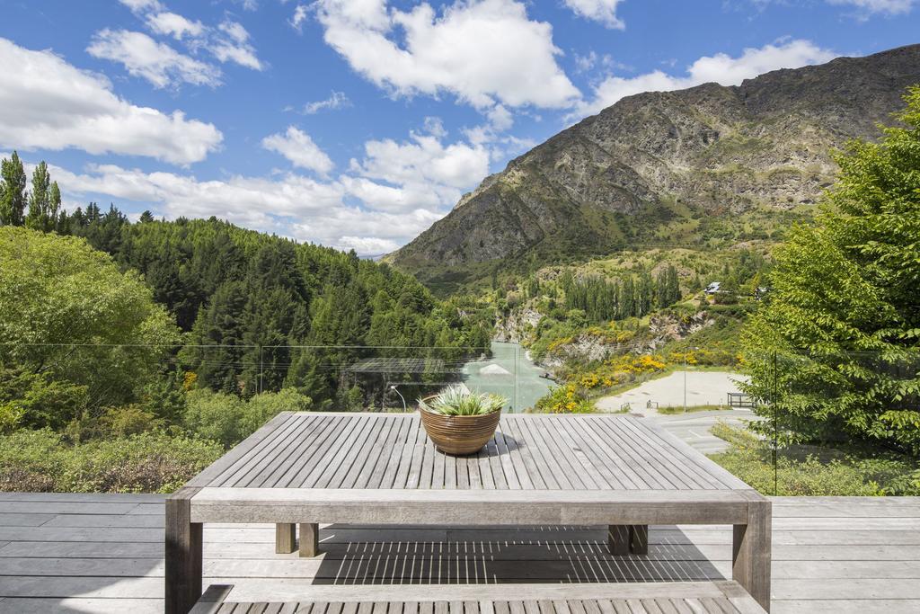 Riverview Retreat Holiday Home By Majordomo Queenstown Dış mekan fotoğraf