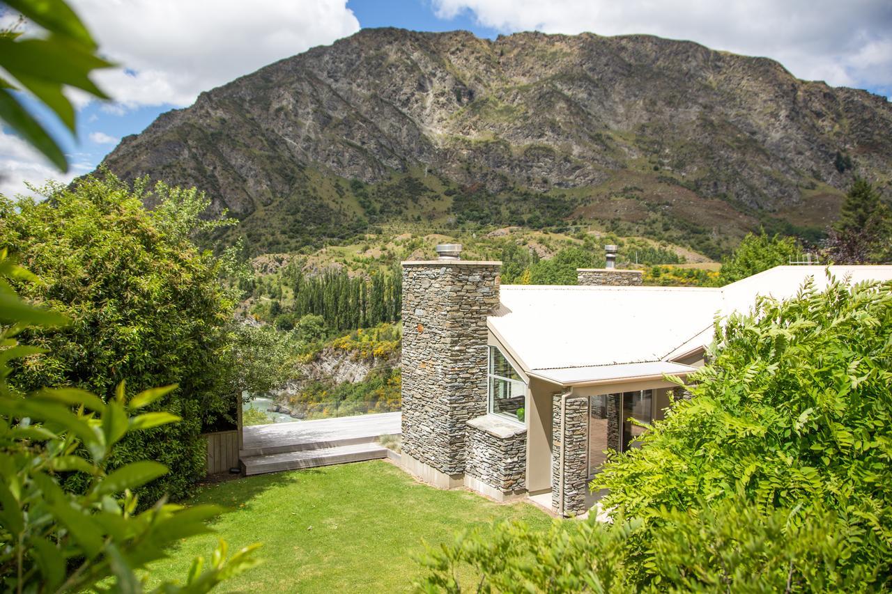 Riverview Retreat Holiday Home By Majordomo Queenstown Oda fotoğraf