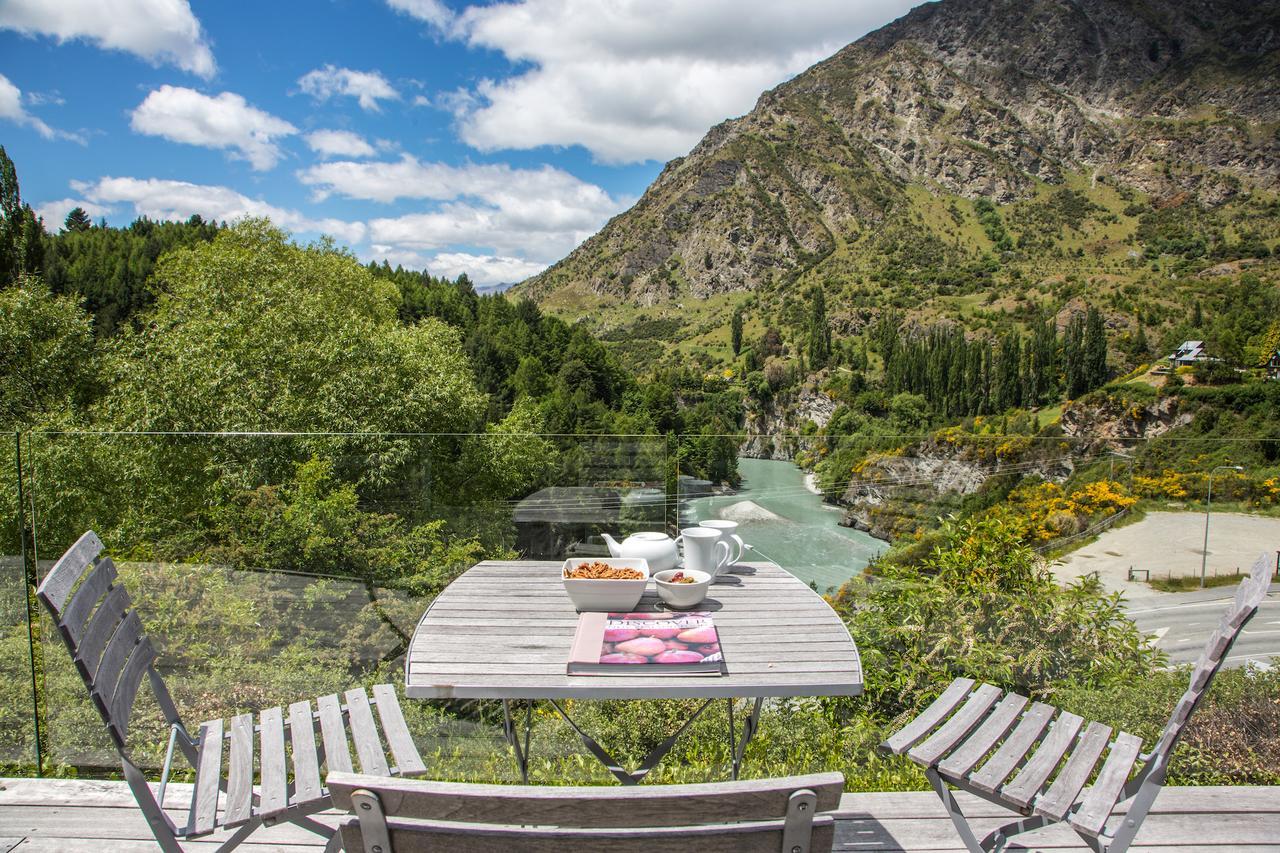 Riverview Retreat Holiday Home By Majordomo Queenstown Oda fotoğraf